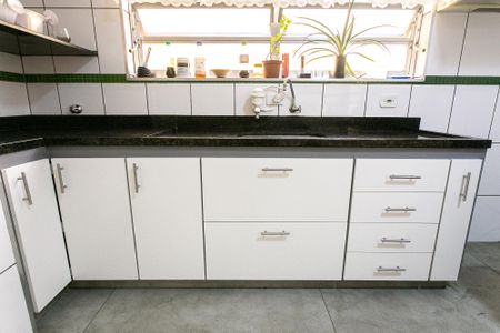 Casa para alugar com 170m², 3 quartos e 2 vagasCozinha