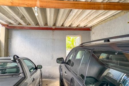 Casa para alugar com 200m², 2 quartos e 2 vagas Casa para alugar com 200m², 2 quartos e 2 vagasGaragem