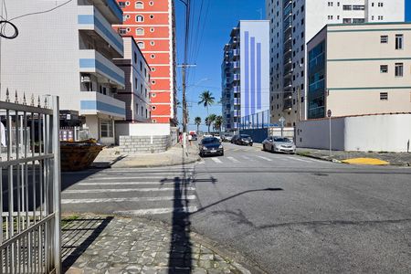 Vista da Rua de apartamento para alugar com 1 quarto, 45m² em Vila Tupi, Praia Grande