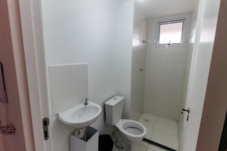 Banheiro de apartamento para alugar com 2 quartos, 34m² em Jardim Monte Kemel, São Paulo