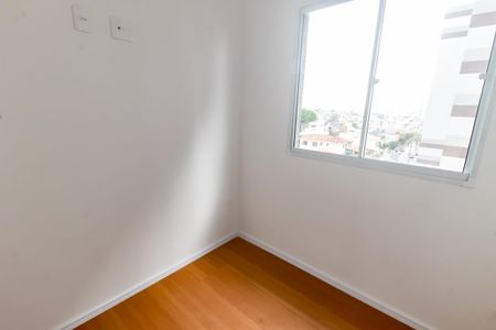 Quarto 2 de apartamento para alugar com 2 quartos, 34m² em Jardim Monte Kemel, São Paulo