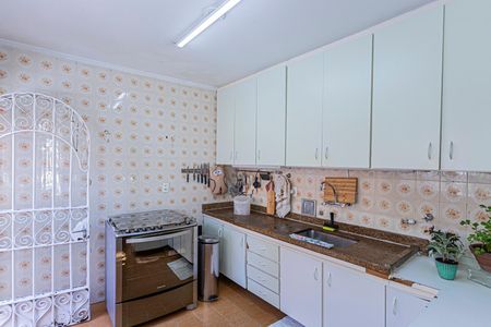 Casa à venda com 162m², 3 quartos e 1 vagaCozinha e copa