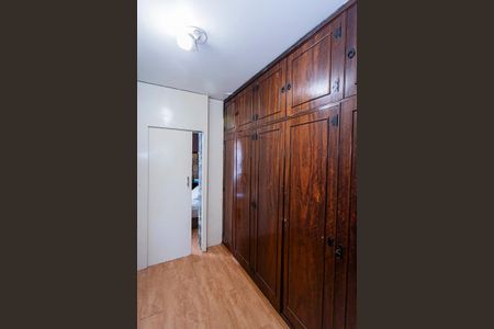 Casa à venda com 162m², 3 quartos e 1 vagaCloset - suite