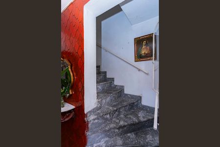 Casa à venda com 162m², 3 quartos e 1 vagaEscada