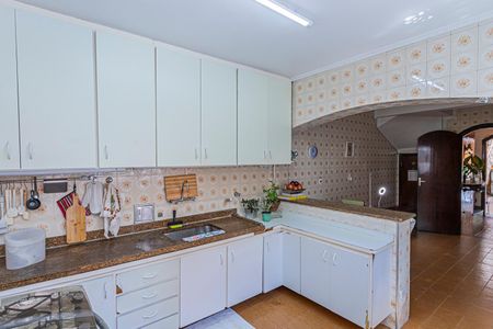 Casa à venda com 162m², 3 quartos e 1 vagaCozinha e copa