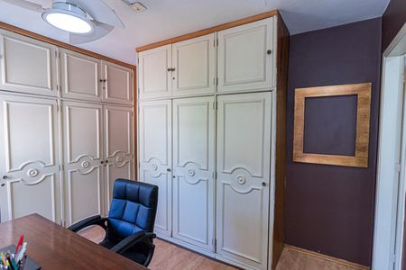 Casa à venda com 162m², 3 quartos e 1 vagaHome office - suite