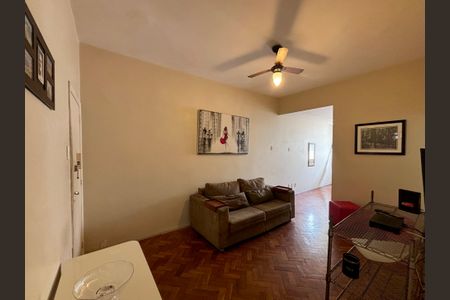 Apartamento para alugar com 42m², 1 quarto e sem vaga Apartamento para alugar com 42m², 1 quarto e sem vagaSala