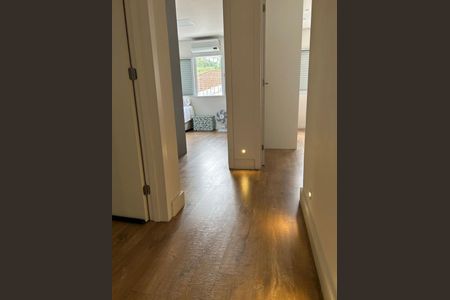 Casa à venda com 239m², 3 quartos e 4 vagas