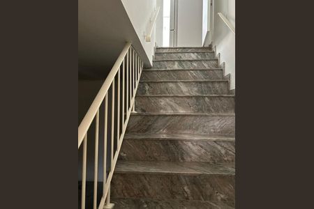 Casa à venda com 239m², 3 quartos e 4 vagas