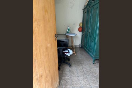 Casa à venda com 239m², 3 quartos e 4 vagas