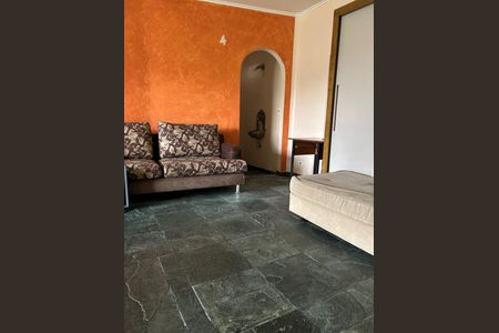 Casa à venda com 239m², 3 quartos e 4 vagas