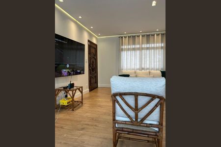 Casa à venda com 239m², 3 quartos e 4 vagas