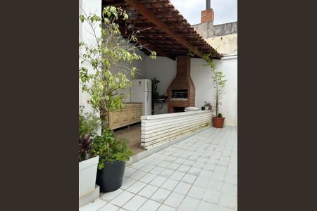 Casa à venda com 239m², 3 quartos e 4 vagas