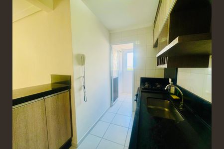 Apartamento para alugar com 60m², 2 quartos e 2 vagasCozinha