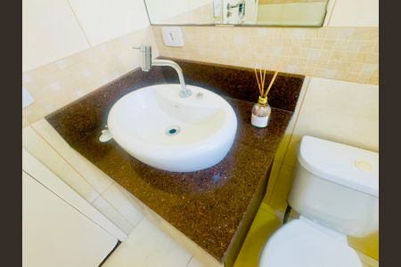 Apartamento para alugar com 60m², 2 quartos e 2 vagasBanheiro 2