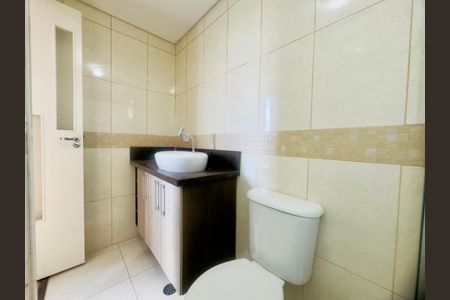 Apartamento para alugar com 60m², 2 quartos e 2 vagasBanheiro