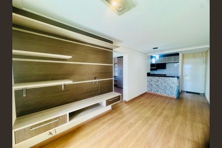 Sala de apartamento para alugar com 2 quartos, 60m² em Vila Silveira, Guarulhos