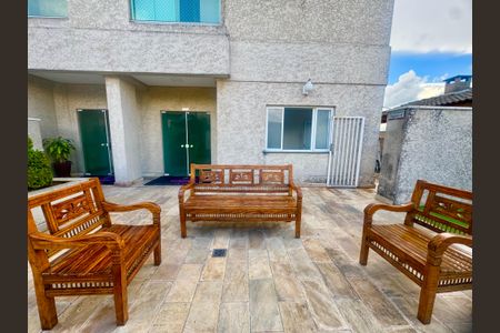 Apartamento para alugar com 60m², 2 quartos e 2 vagasLounge