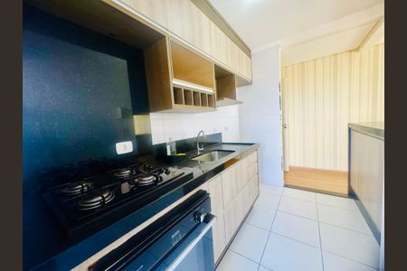 Apartamento para alugar com 60m², 2 quartos e 2 vagasCozinha