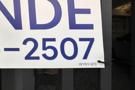 Casa à venda com 183m², 3 quartos e 2 vagasWYNY-970
