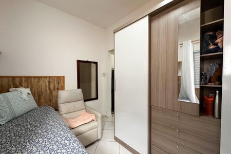 Casa à venda com 183m², 3 quartos e 2 vagasQuarto 4