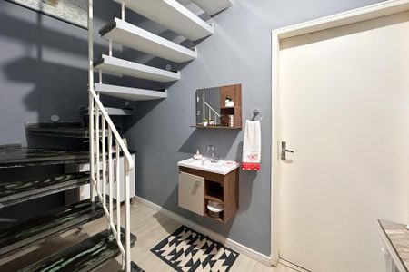 Casa à venda com 183m², 3 quartos e 2 vagasCorredor