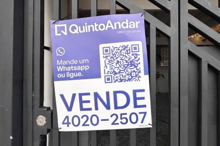 Casa à venda com 183m², 3 quartos e 2 vagasPlaca