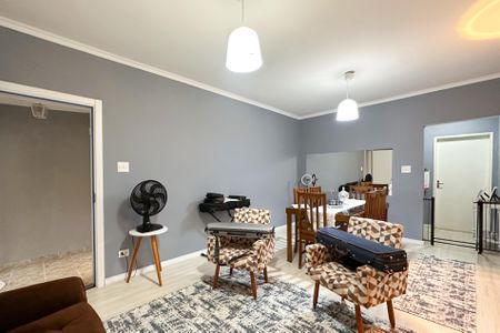 Casa à venda com 183m², 3 quartos e 2 vagasSala