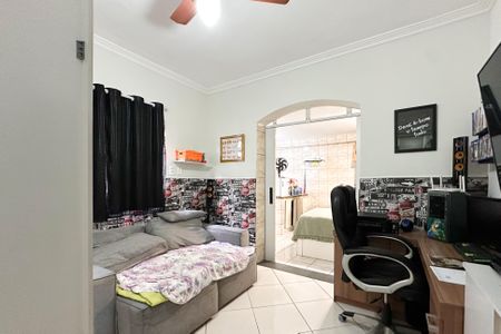 Casa à venda com 183m², 3 quartos e 2 vagasQuarto 3