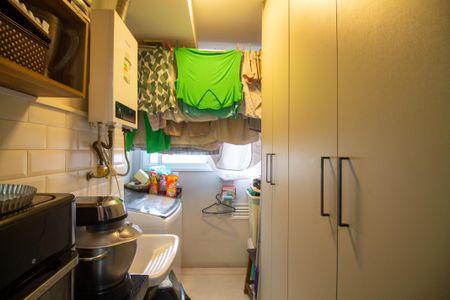 Apartamento à venda com 83m², 2 quartos e 1 vagaÁrea de Serviço