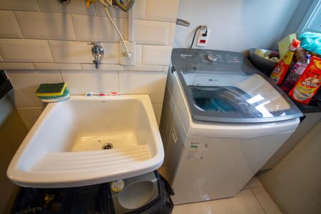 Apartamento à venda com 83m², 2 quartos e 1 vagaÁrea de Serviço