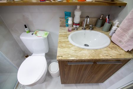 Apartamento à venda com 83m², 2 quartos e 1 vagaBanheiro da Suíte 2