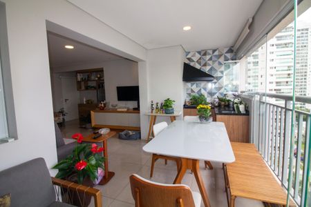 Apartamento à venda com 83m², 2 quartos e 1 vagaSala de Jantar / Varanda Gourmet