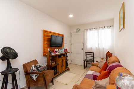 Apartamento à venda com 41m², 2 quartos e 1 vaga Apartamento à venda com 41m², 2 quartos e 1 vagaSala