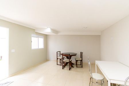 Apartamento à venda com 41m², 2 quartos e 1 vaga Apartamento à venda com 41m², 2 quartos e 1 vagaÁrea comum