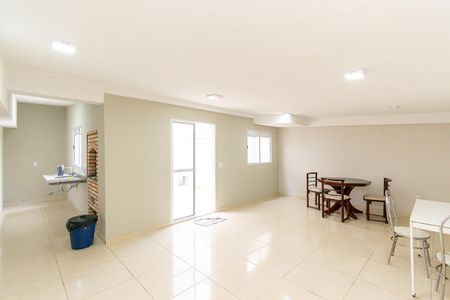 Apartamento à venda com 41m², 2 quartos e 1 vaga Apartamento à venda com 41m², 2 quartos e 1 vagaÁrea comum