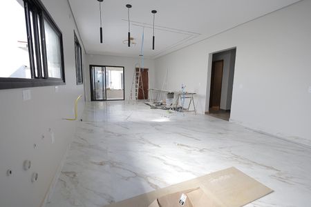 Casa para alugar com 270m², 3 quartos e sem vaga Casa para alugar com 270m², 3 quartos e sem vagaSala e Cozinha