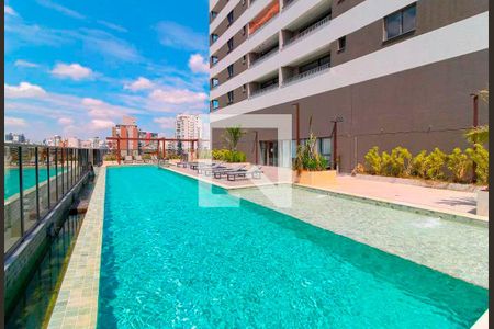 Studio para alugar com 26m², 1 quarto e sem vaga Studio para alugar com 26m², 1 quarto e sem vagaÁrea comum - Piscina