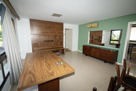 Apartamento à venda com 135m², 3 quartos e 1 vagaSala