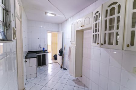Apartamento à venda com 60m², 2 quartos e sem vagaCozinha
