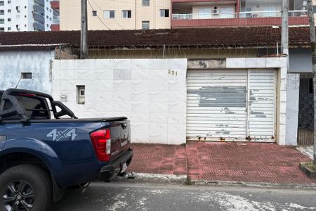 Casa para alugar com 70m², 1 quarto e 1 vaga Casa para alugar com 70m², 1 quarto e 1 vagaFachada