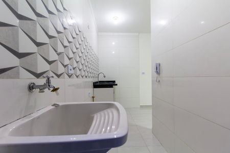 Apartamento para alugar com 45m², 2 quartos e sem vagaCozinha e Área de Serviço