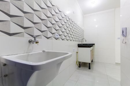 Apartamento para alugar com 45m², 2 quartos e sem vagaCozinha e Área de Serviço