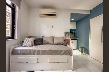 Studio à venda com 27m², 1 quarto e sem vaga