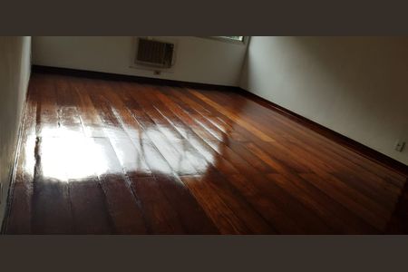 Apartamento à venda com 120m², 4 quartos e 2 vagasSala