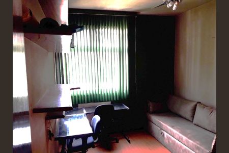 Apartamento à venda com 120m², 4 quartos e 2 vagasSala
