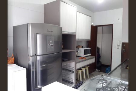 Apartamento à venda com 120m², 4 quartos e 2 vagasCozinha
