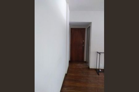 Apartamento à venda com 120m², 4 quartos e 2 vagasCorredor