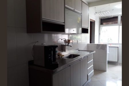 Apartamento à venda com 120m², 4 quartos e 2 vagasCozinha