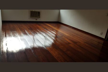 Sala de apartamento à venda com 4 quartos, 120m² em Grajaú, Rio de Janeiro